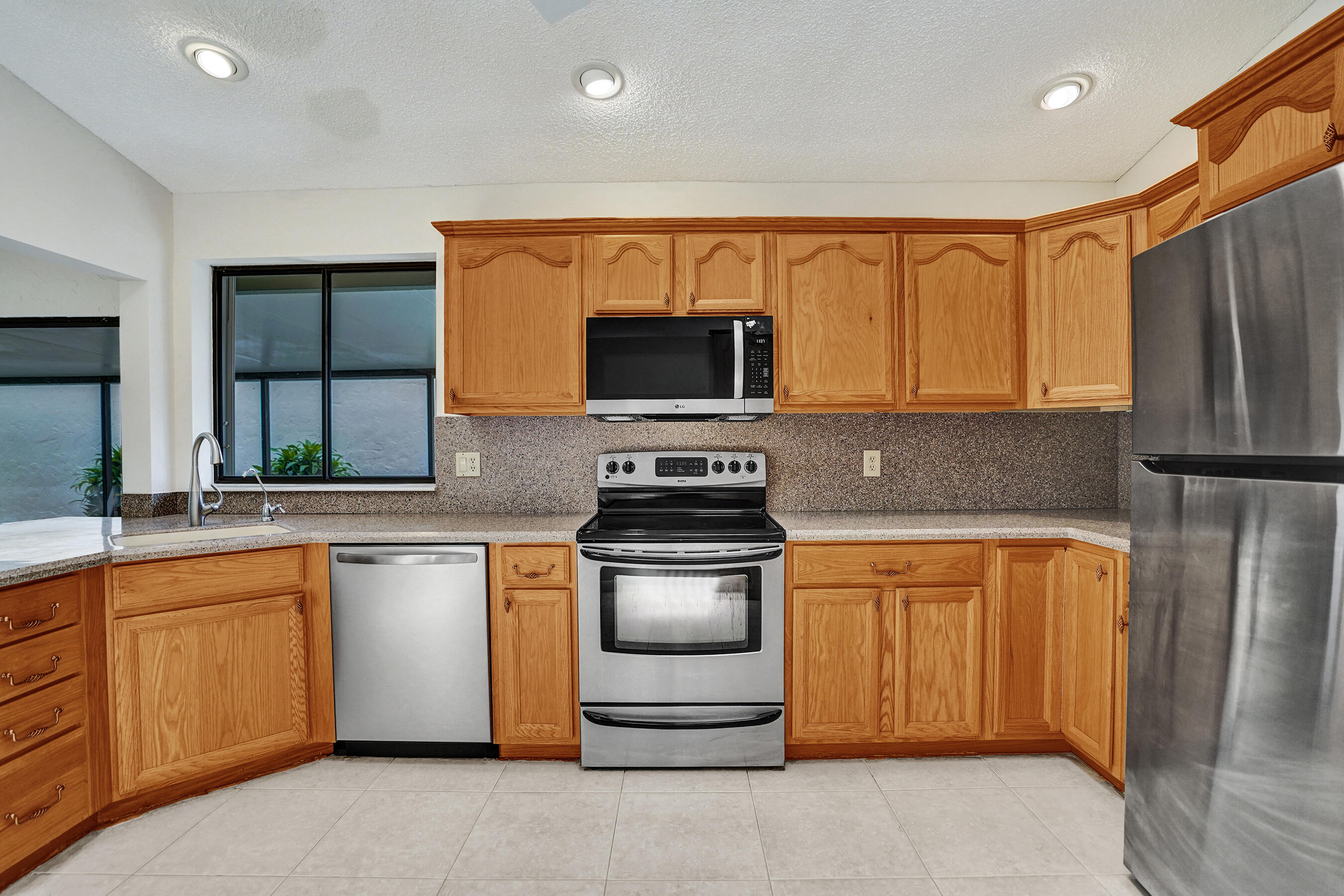 2395 NW 15th Street — photo 5