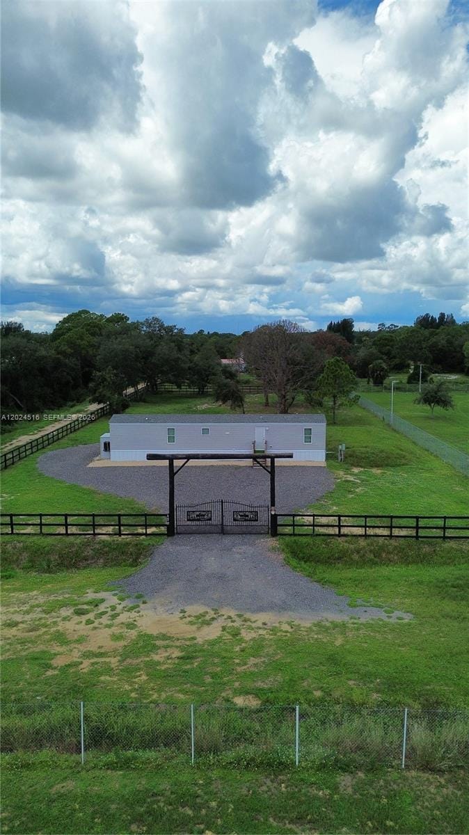 170 S Jinete Street, Clewiston, FL 33440 photo 2