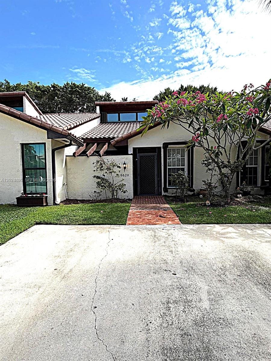 6620 Tiburon Circle 3 — photo 2