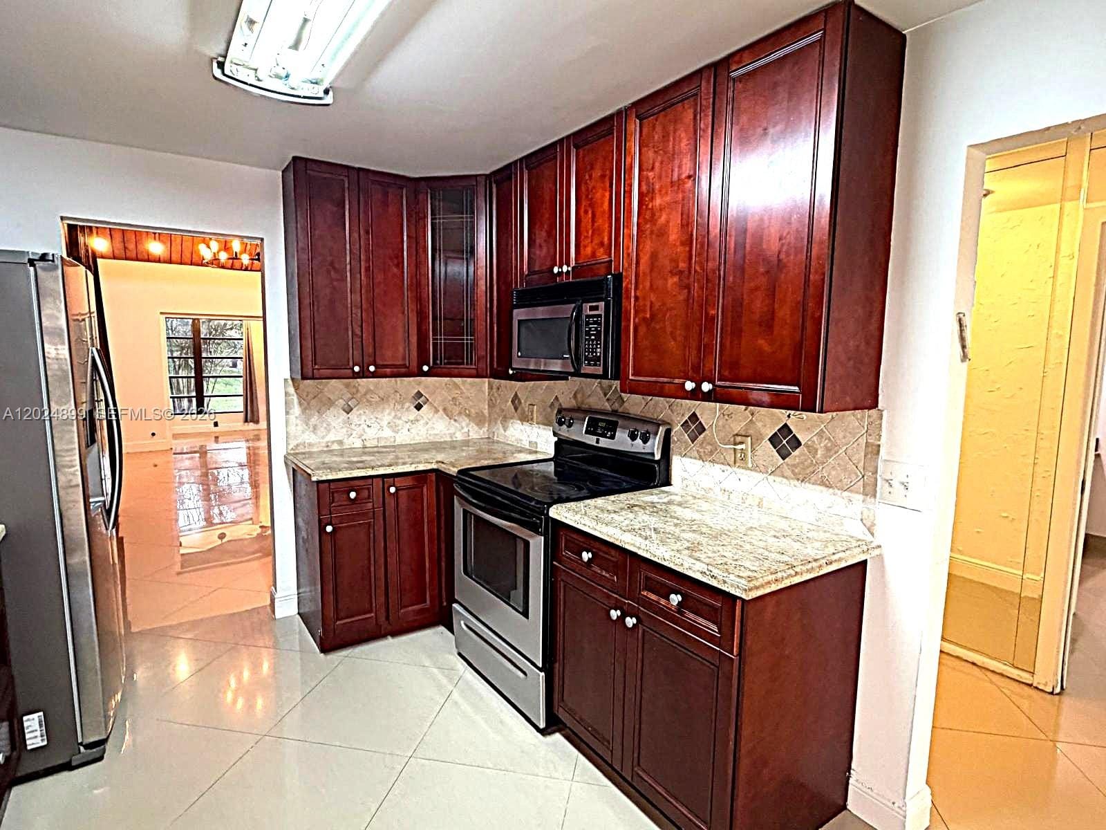 6620 Tiburon Circle 3 — photo 4