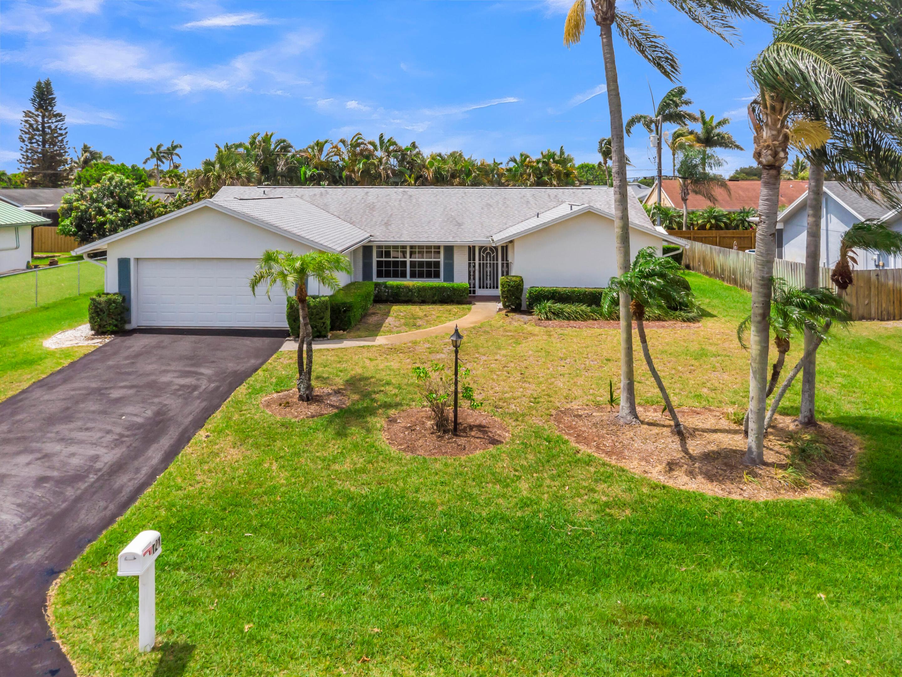 121 W Cypress Road, Greenacres, FL 33467, Greenacres