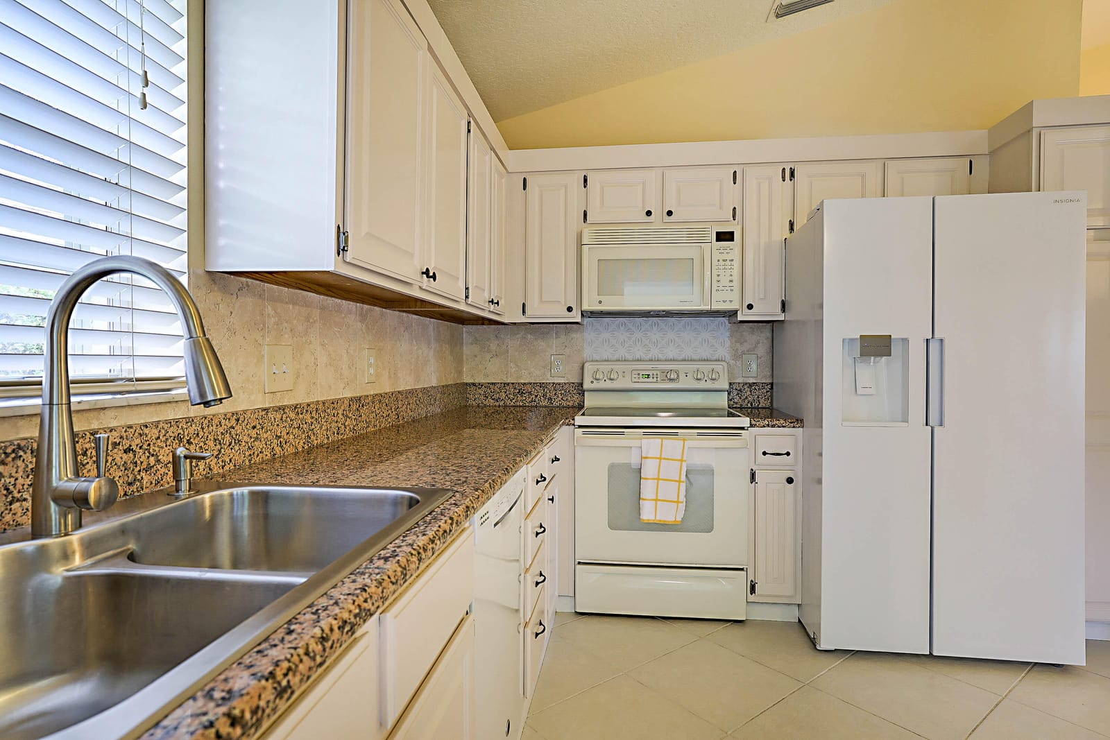 124 Adobe Circle, Jupiter, FL 33458 photo 23