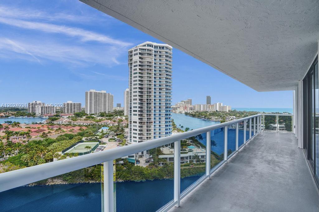 20515 E Country Club Drive 1641, Aventura, FL 33180, Aventura