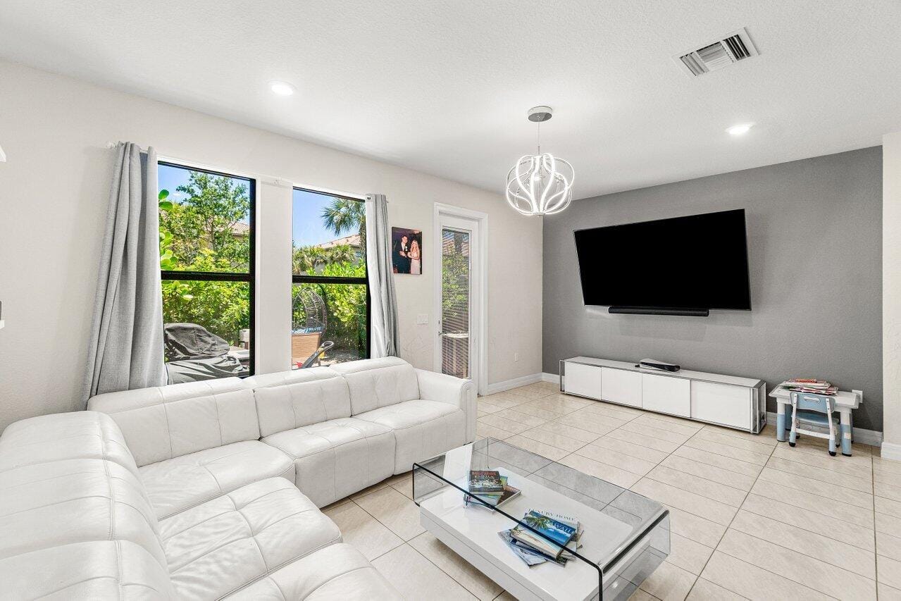 4824 Chantilly Road, Lake Worth, FL 33467 photo 15