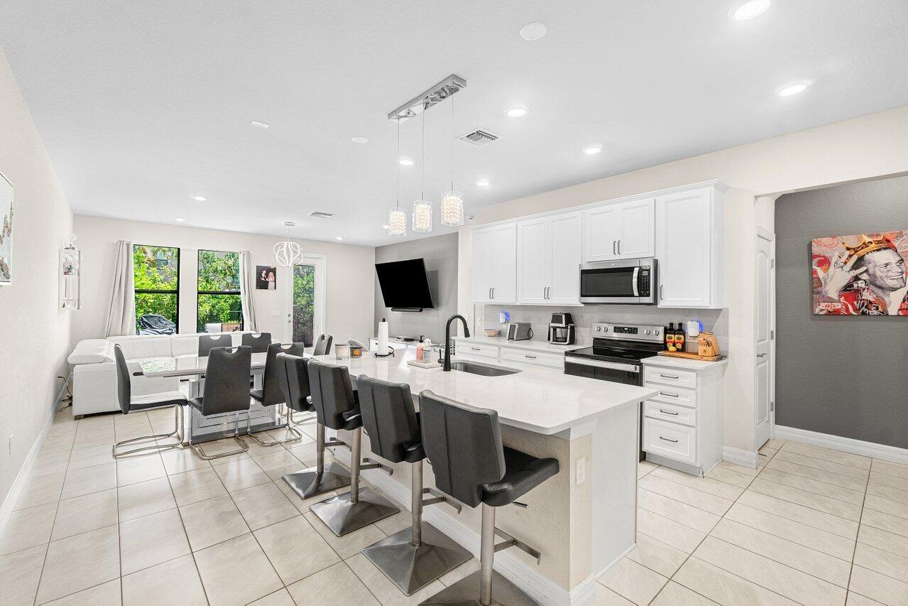 4824 Chantilly Road, Lake Worth, FL 33467, Lake Worth