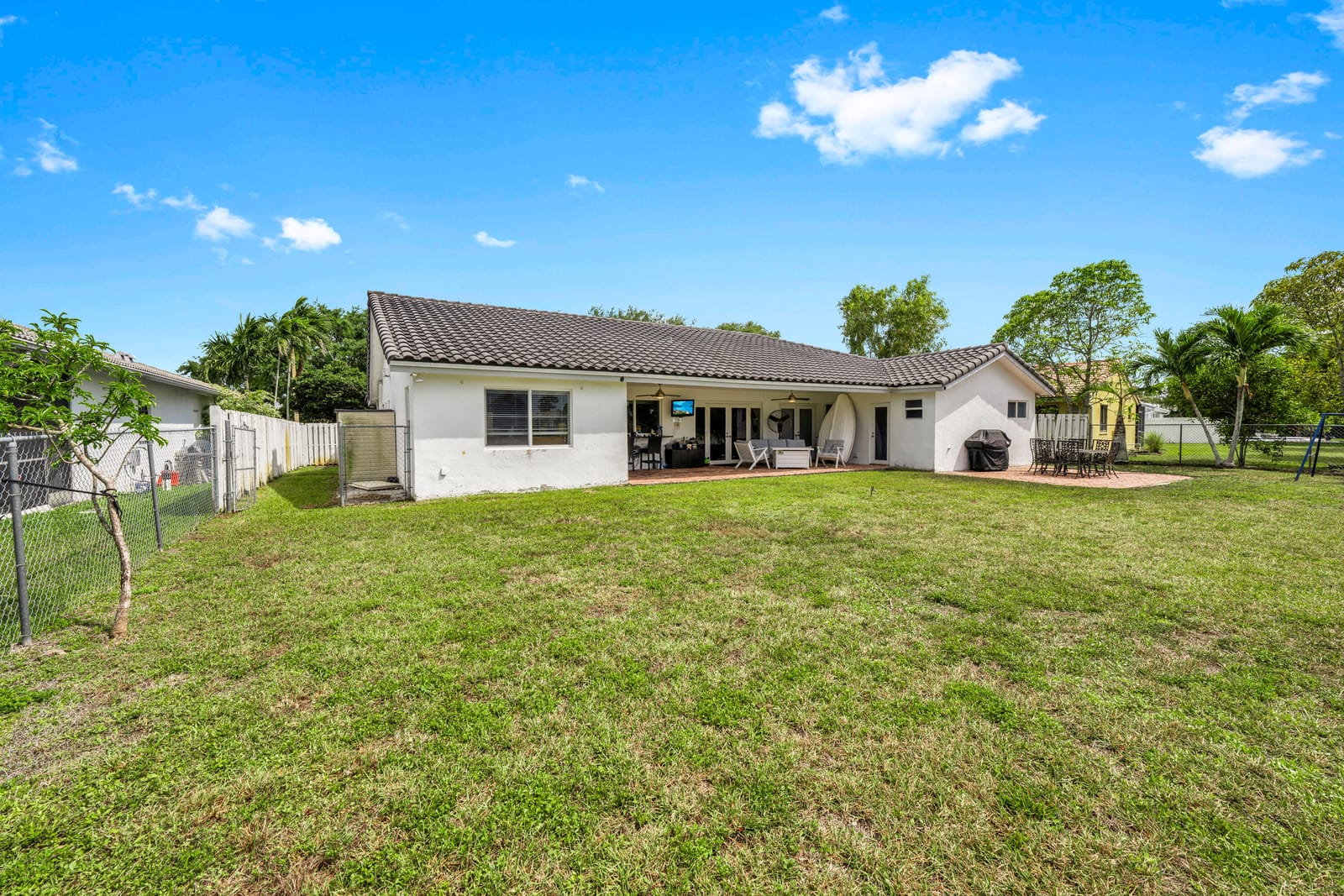 5791 Hawkes Bluff Avenue, Davie, FL 33331 photo 23