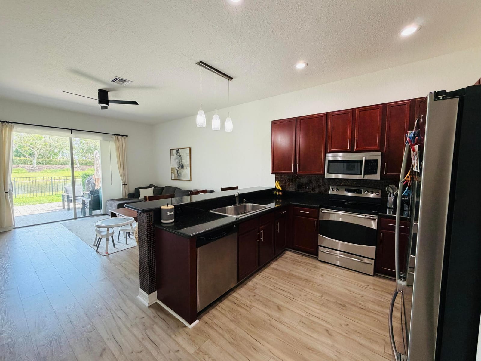 8469 Calabria Lakes Drive, Boynton Beach, FL 33473 photo 13