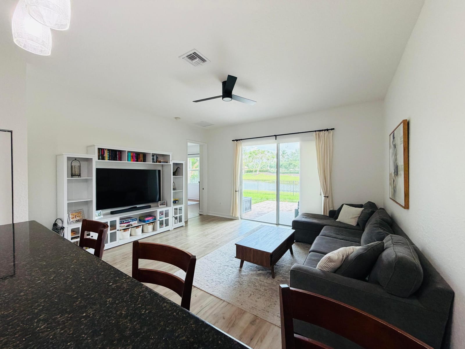 8469 Calabria Lakes Drive, Boynton Beach, FL 33473 photo 20