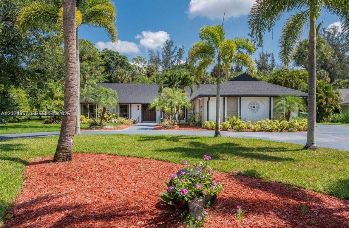 13353 Doubletree Circle, Wellington, FL 33414 photo 3