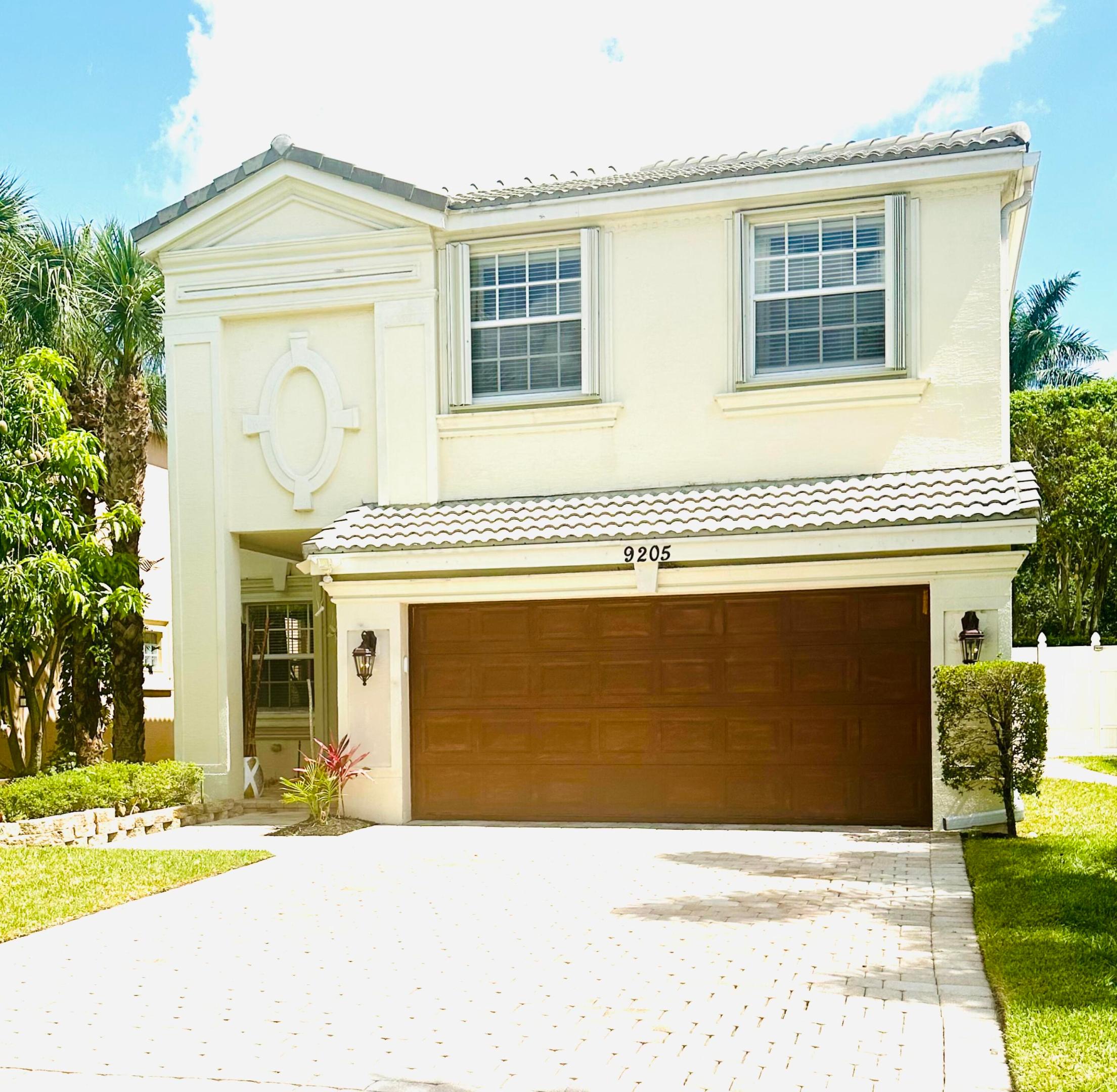 9205 Dupont Place, Wellington, FL 33414, Wellington
