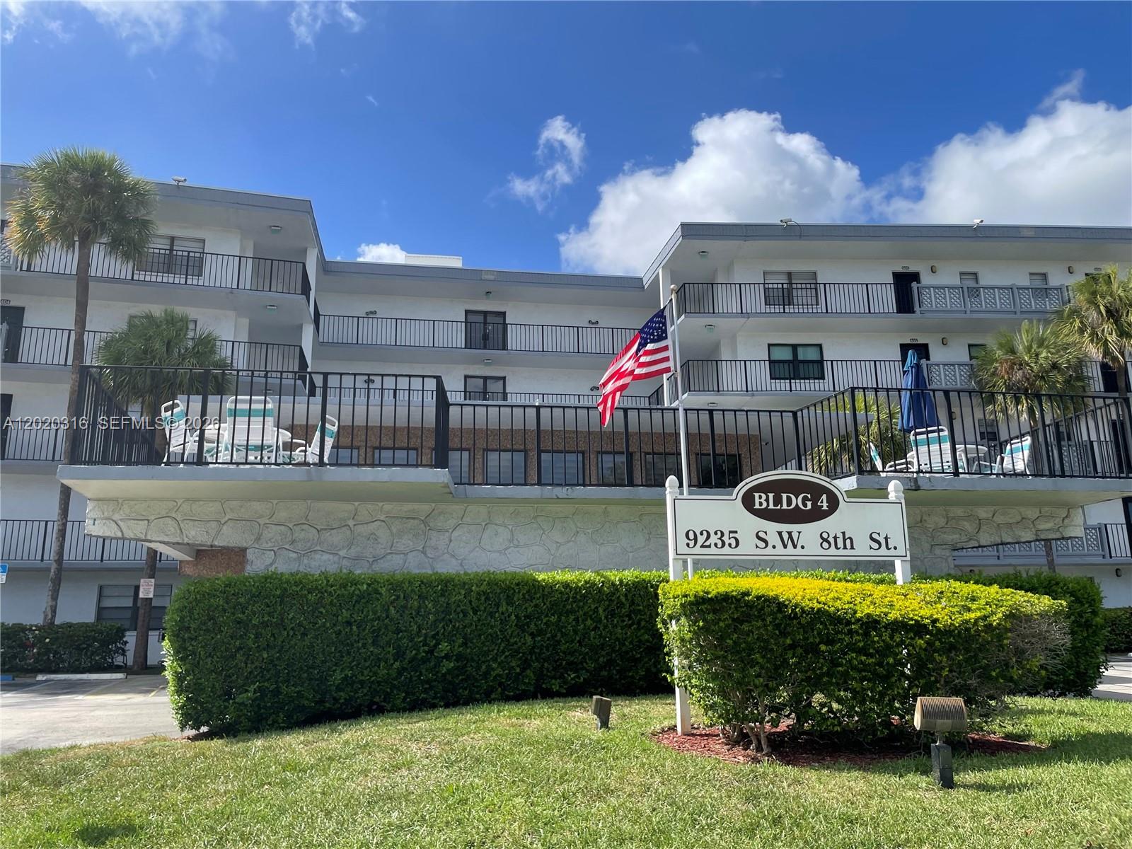 9235 SW 8th Street 209, Boca Raton, FL 33428, Boca Raton