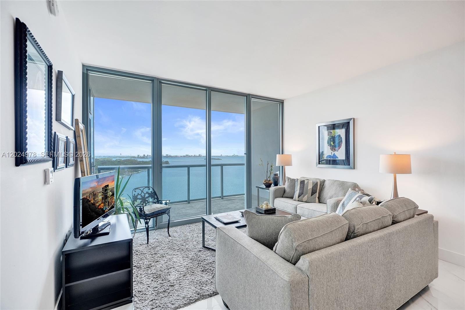 601 NE 36th Street 1508, Miami, FL 33137 photo 2