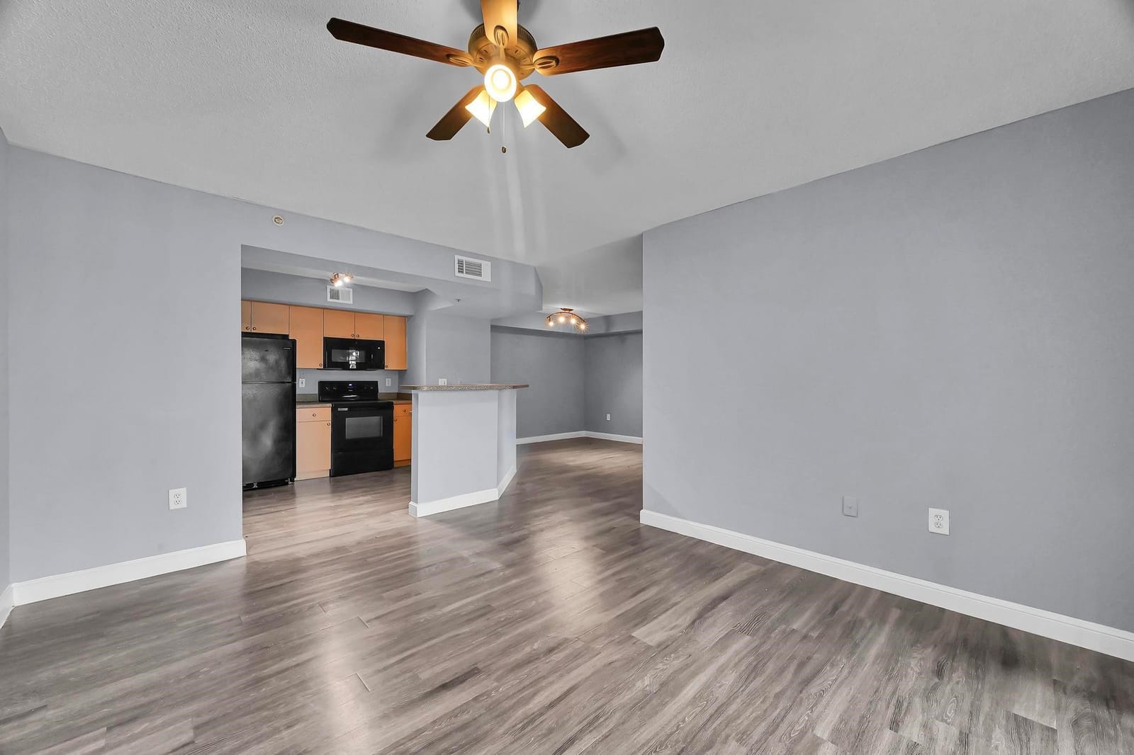 3679 NW Mediterranean Lane 301, Jensen Beach, FL 34957 photo 3