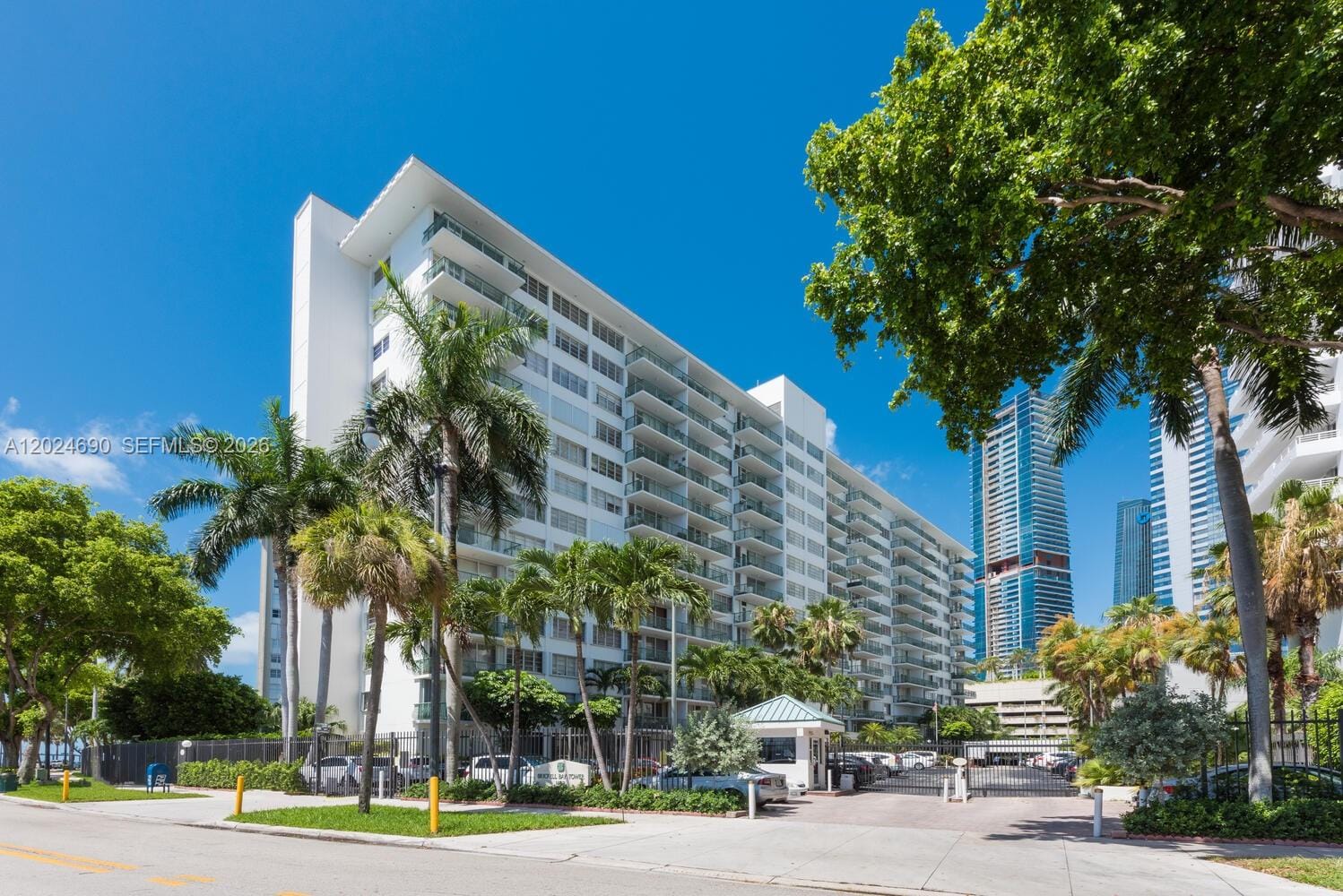 1408 Brickell Bay Drive 1116 — photo 4