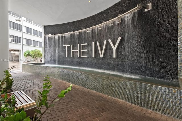 90 SW 3rd Street 3810, Ivy Condo, Miami, FL