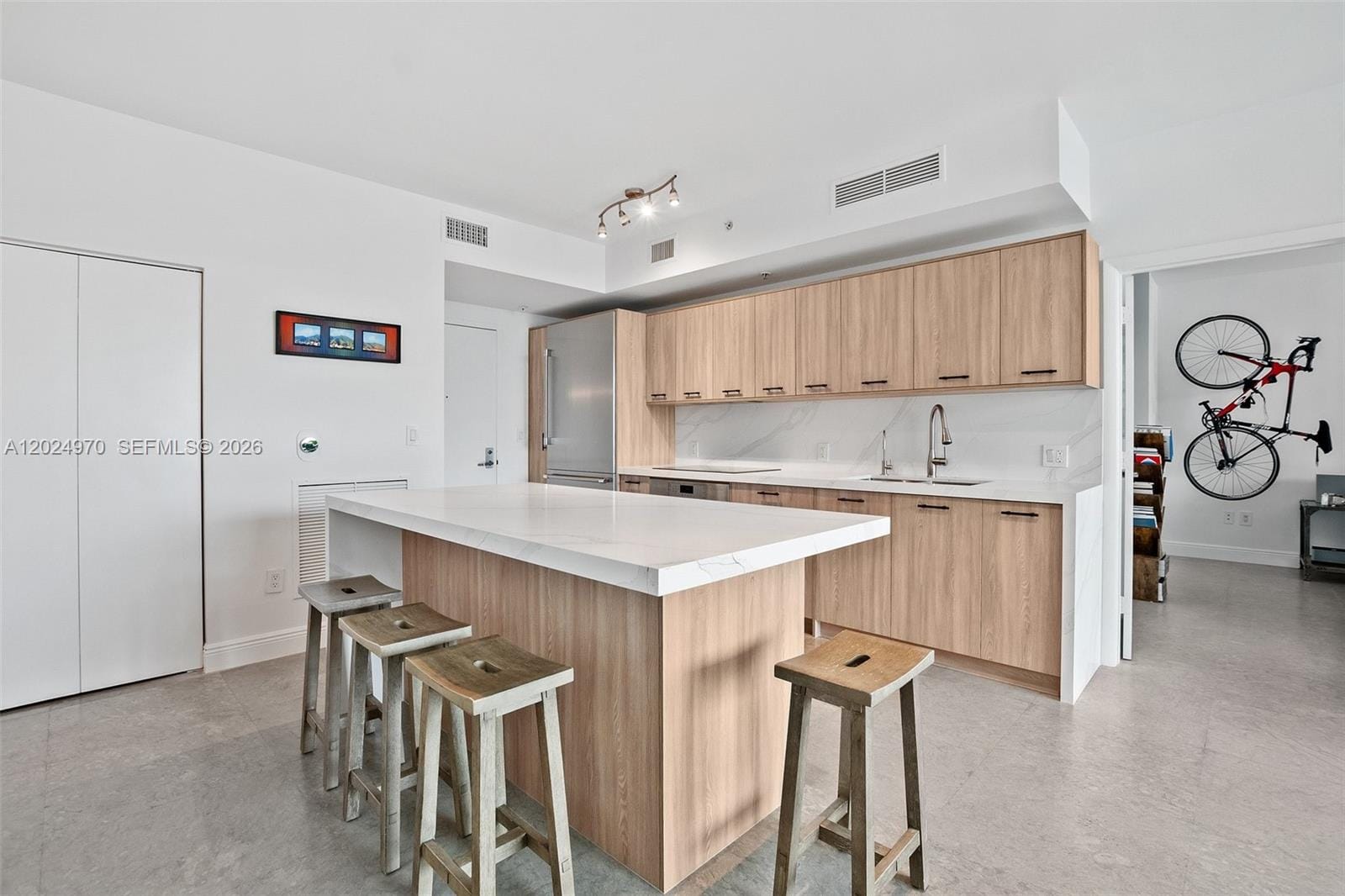 90 SW 3rd Street 3810, Miami, FL 33130 photo 19