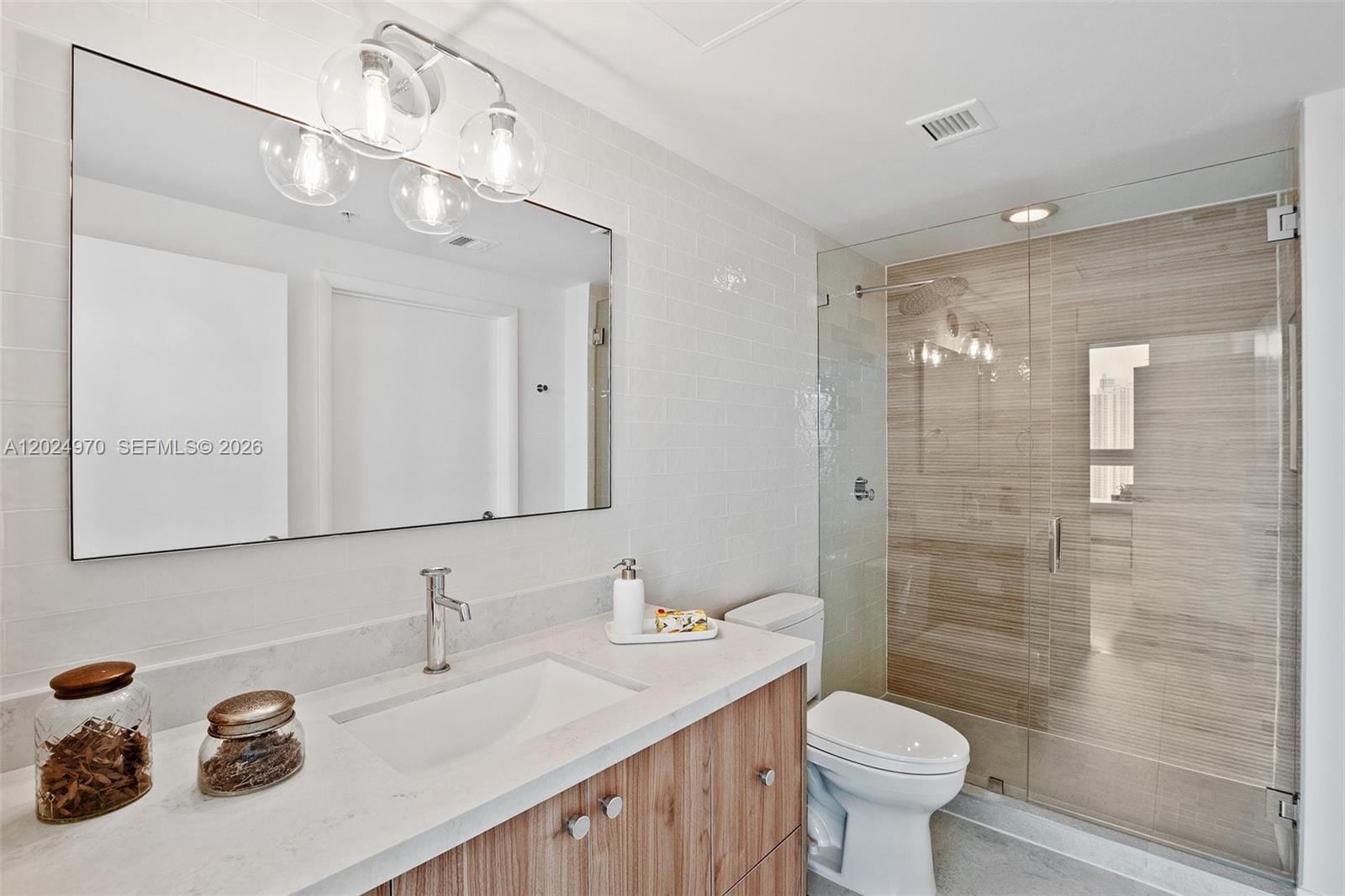 90 SW 3rd Street 3810, Miami, FL 33130 photo 25