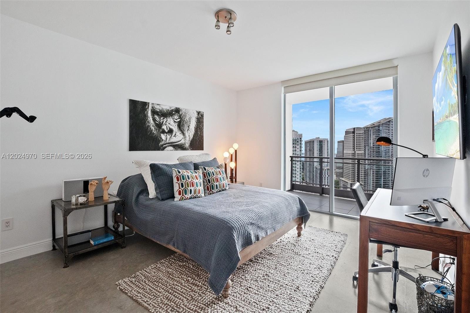 90 SW 3rd Street 3810, Miami, FL 33130 photo 27