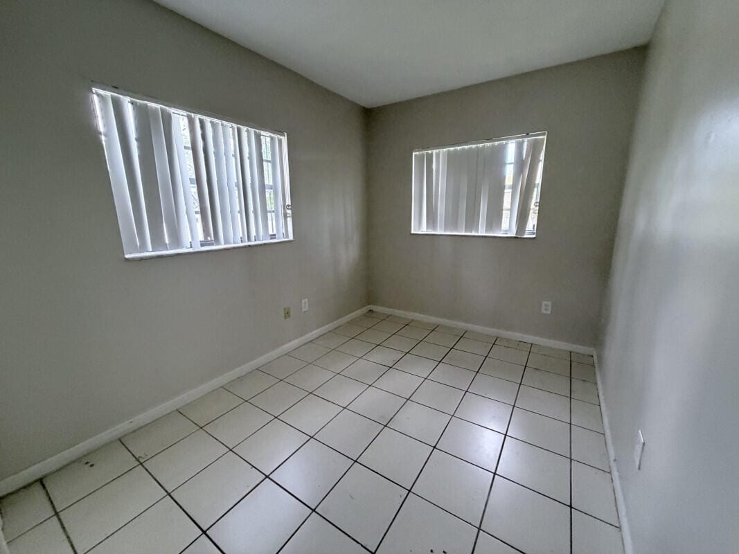 639 SW 3rd Terrace — photo 6