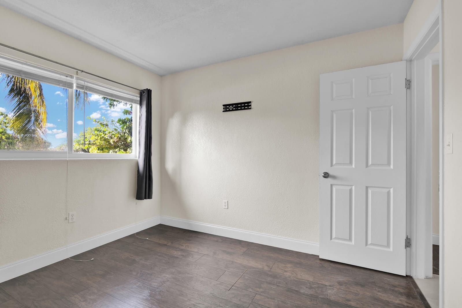 1821 Montague Street — photo 11
