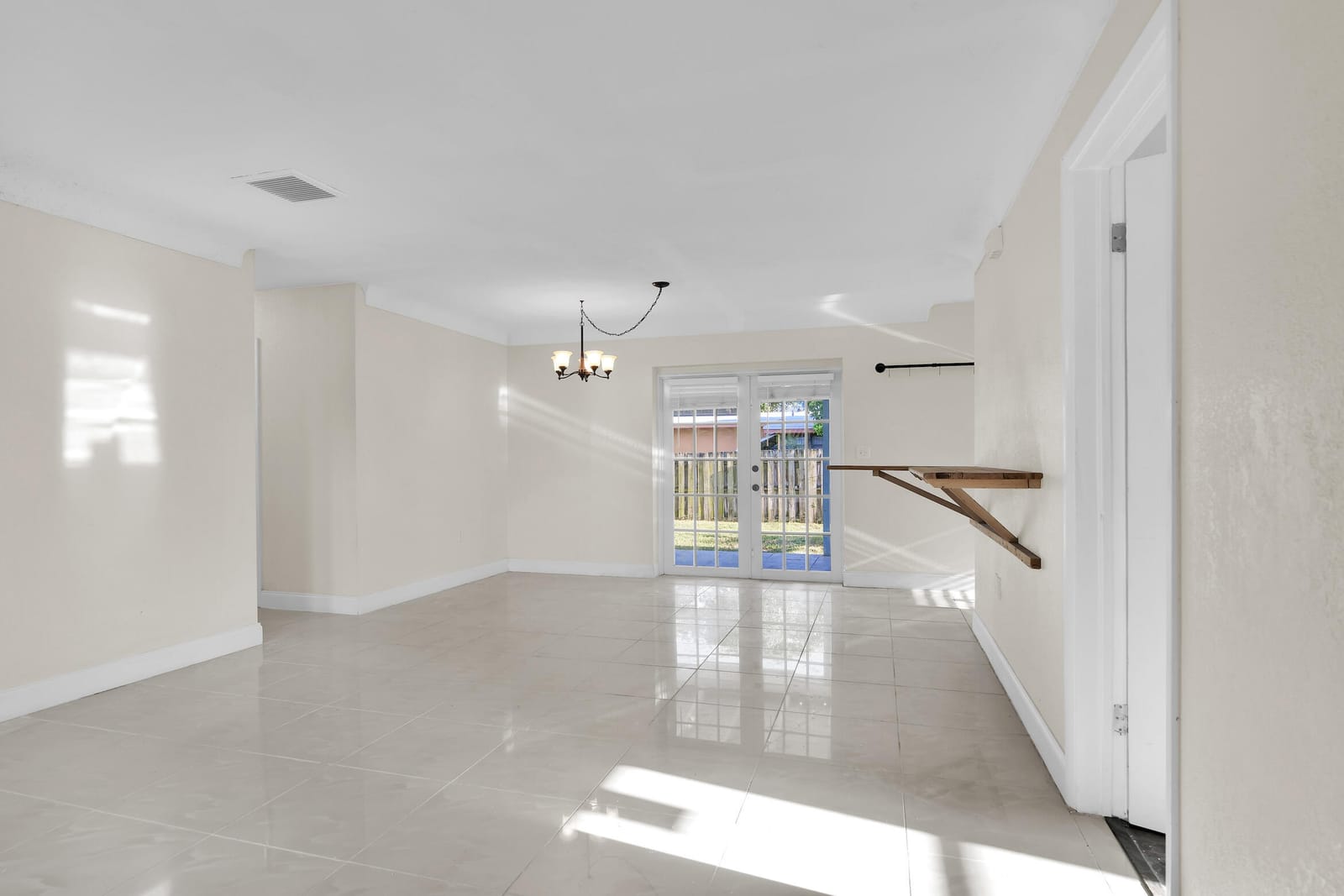 1821 Montague Street — photo 4
