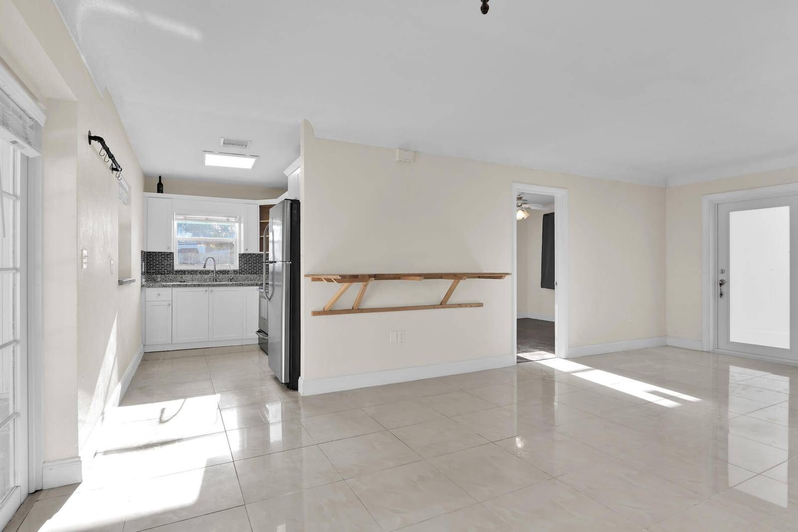 1821 Montague Street — photo 6