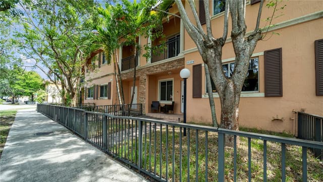 11276 SW 229th Terrace, Miami, FL 33170