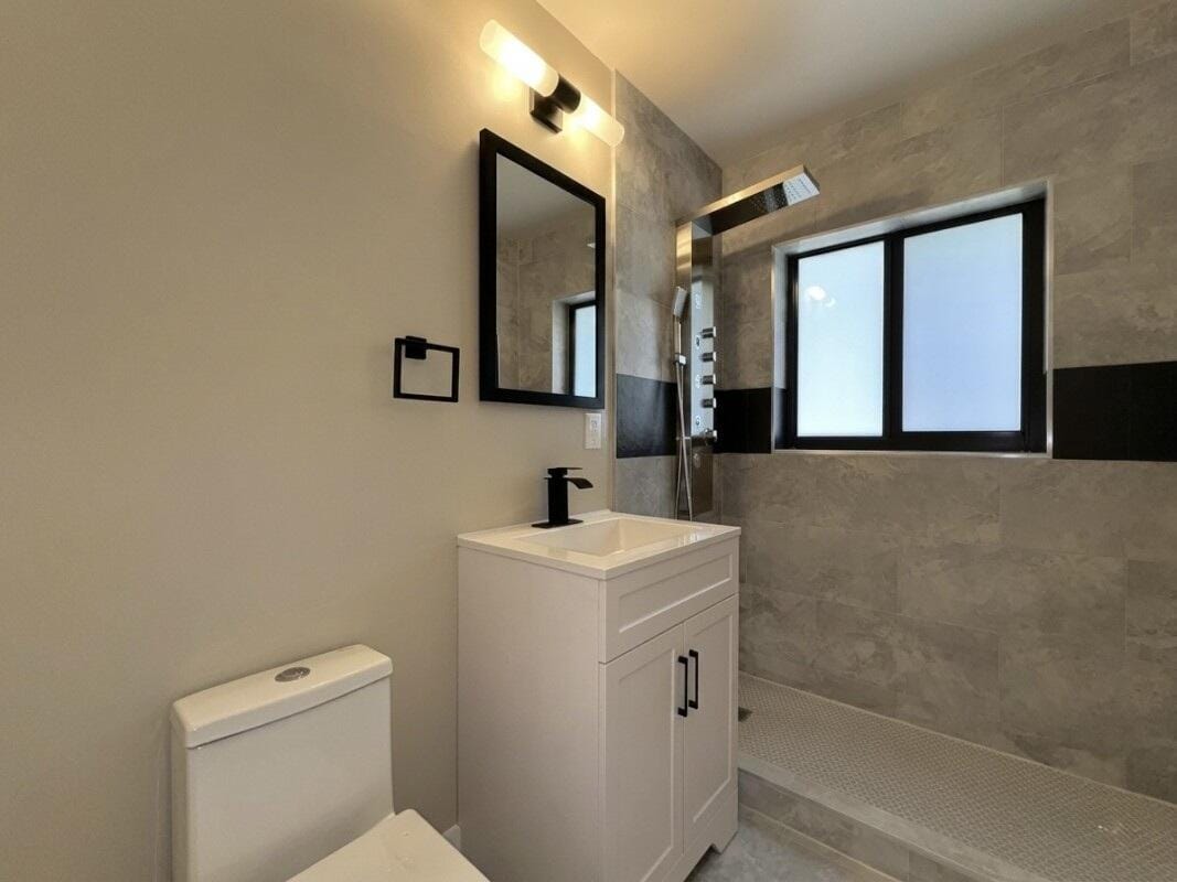 1795 Lauderdale Manor Drive, Fort Lauderdale, FL 33311 photo 15