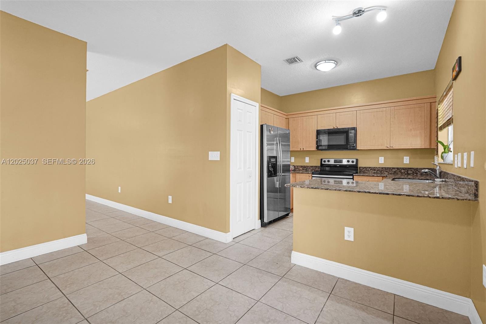 1396 W 30th Street, Hialeah, FL 33012 photo 28