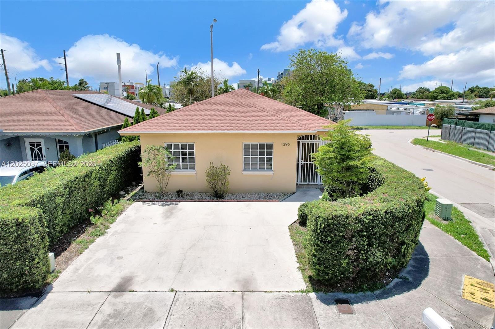 1396 W 30th Street, Hialeah, FL 33012 photo 4