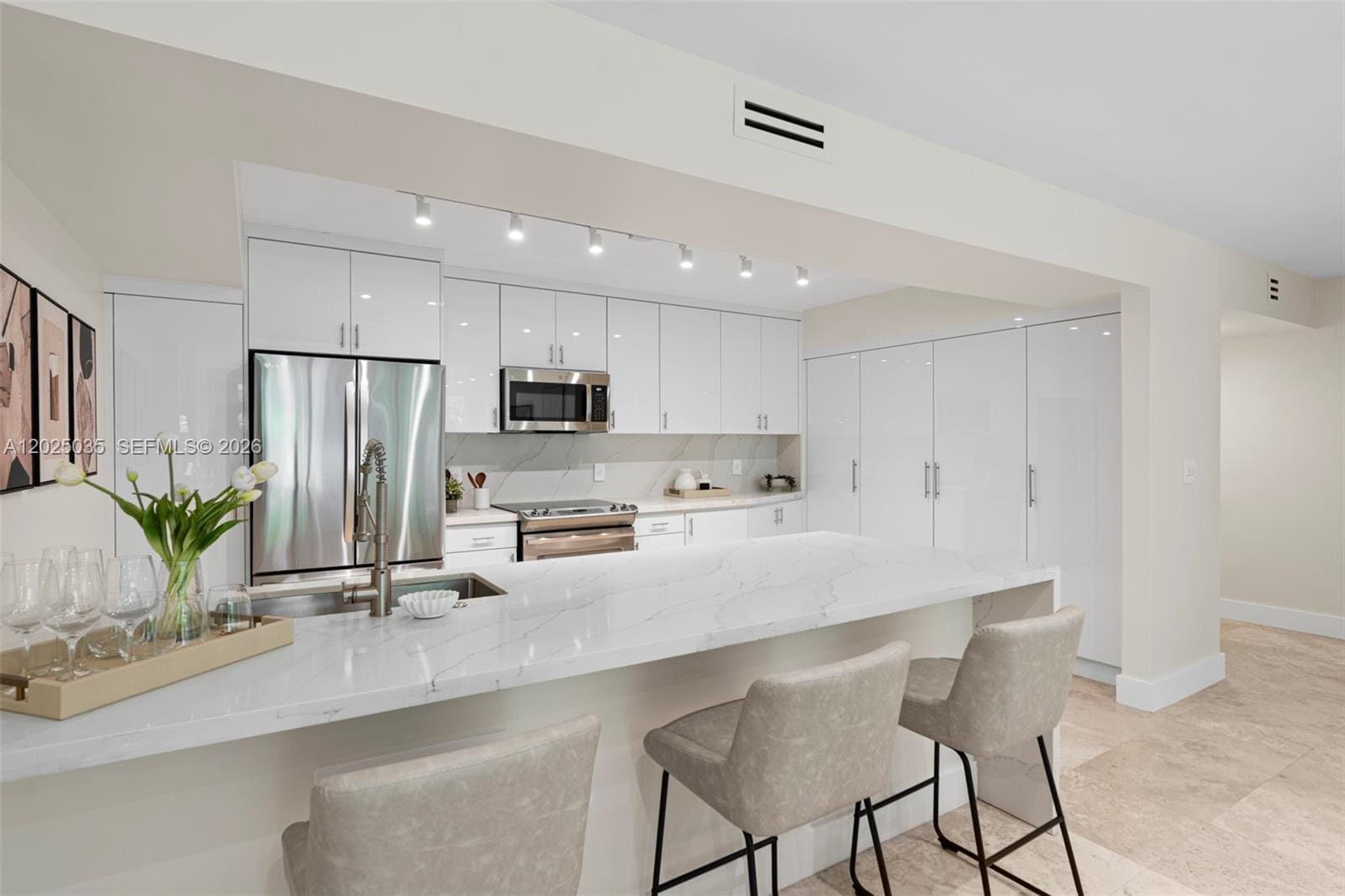 155 Ocean Lane Drive 205 — photo 9