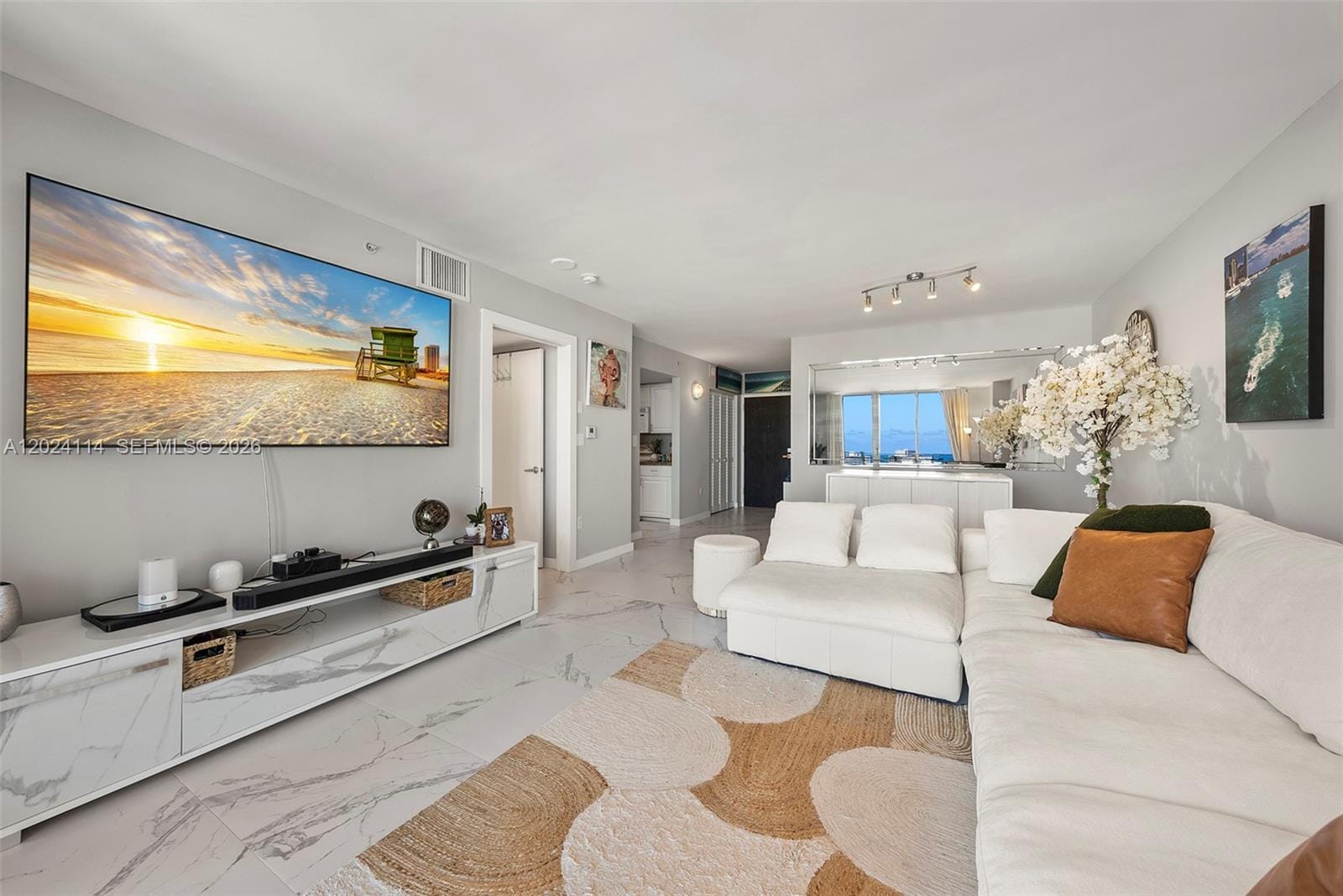 90 Alton Road 1405, Miami Beach, FL 33139 photo 3