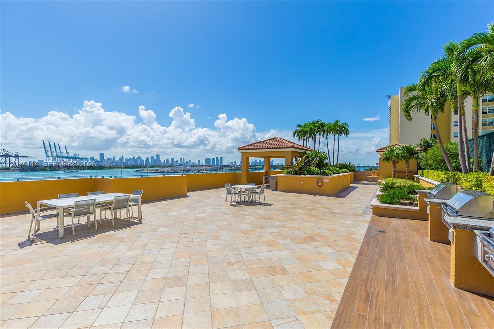 90 Alton Road 1405, Miami Beach, FL 33139 photo 29