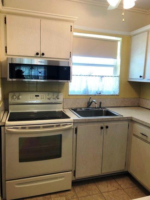 1115 Lake Terrace 210 — photo 1