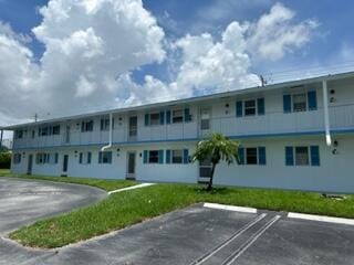 1115 Lake Terrace 210 — photo 7