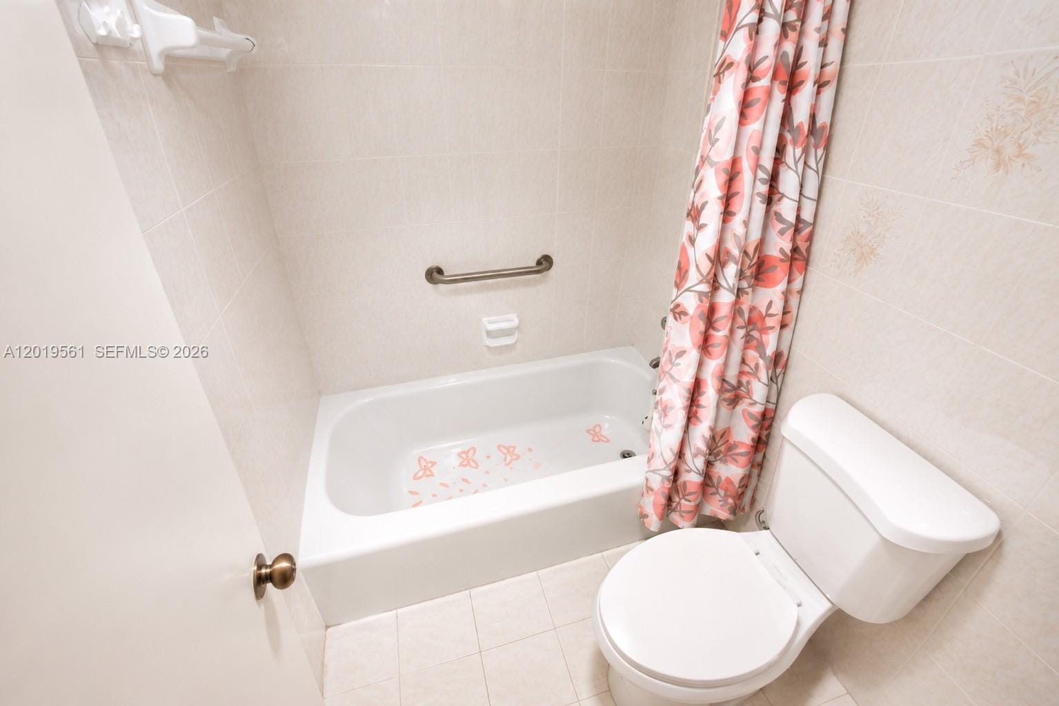 230 174th Street 1916, Sunny Isles Beach, FL 33160 photo 14