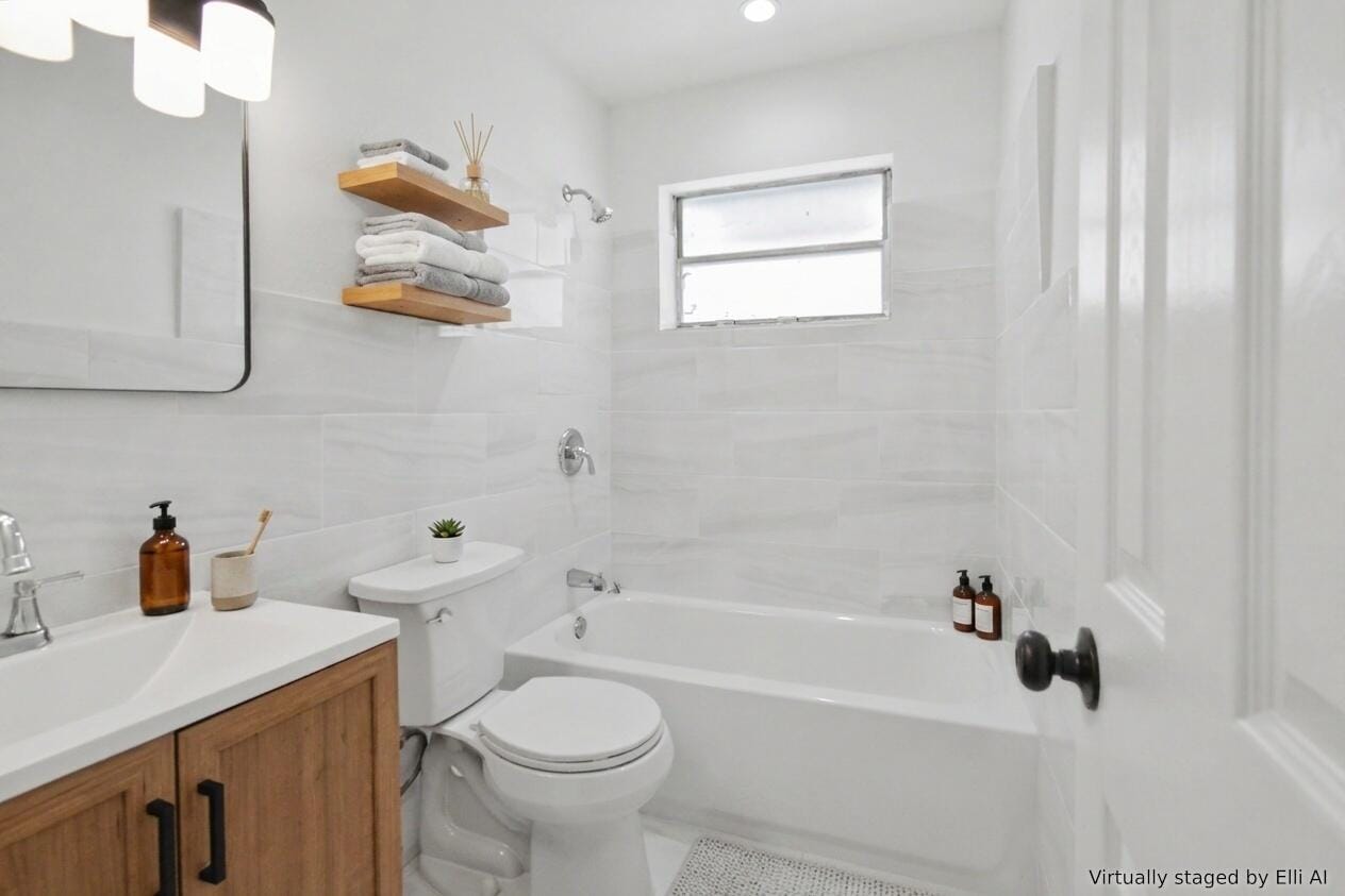 411b NE 57th Court — photo 7