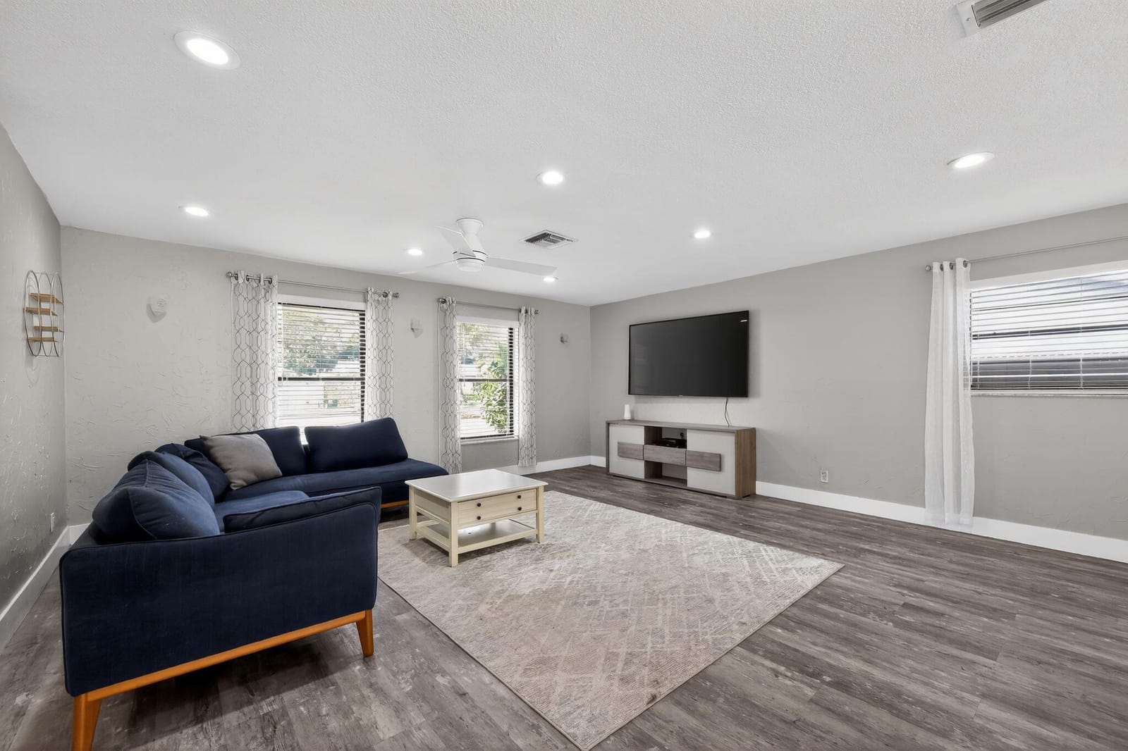 159 SE 26th Avenue — photo 9