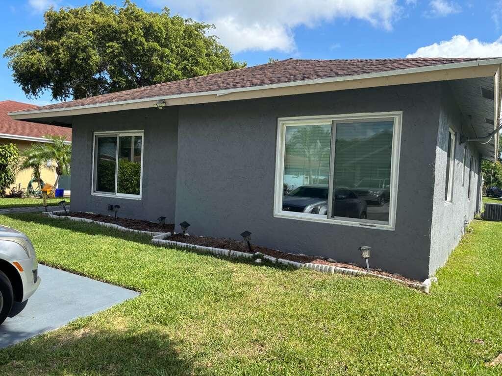 5369 Gene Circle — photo 2