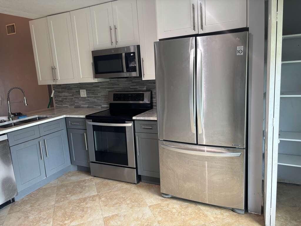 5369 Gene Circle — photo 11