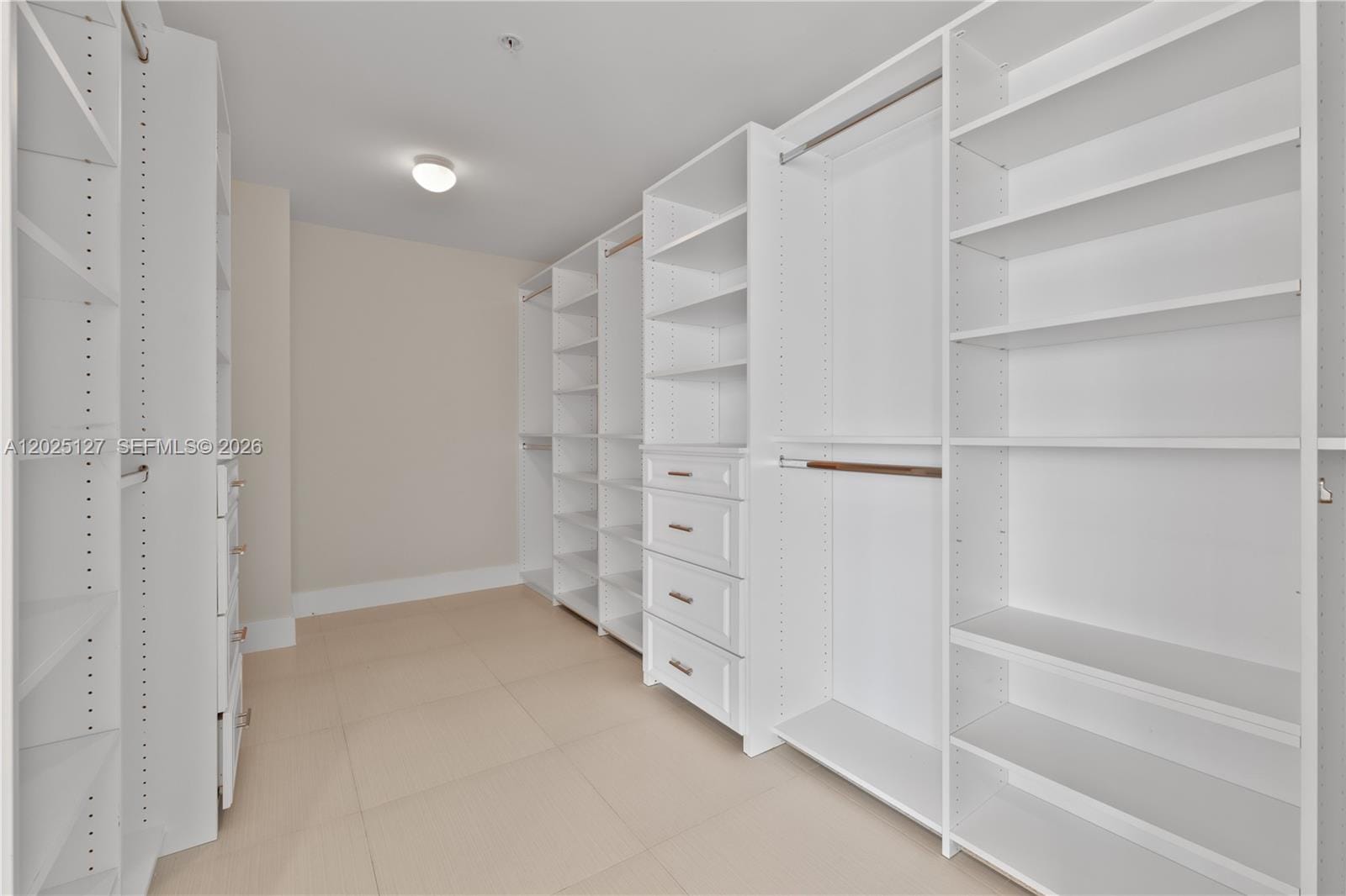 17301 Biscayne Boulevard 603, North Miami Beach, FL 33160 photo 25