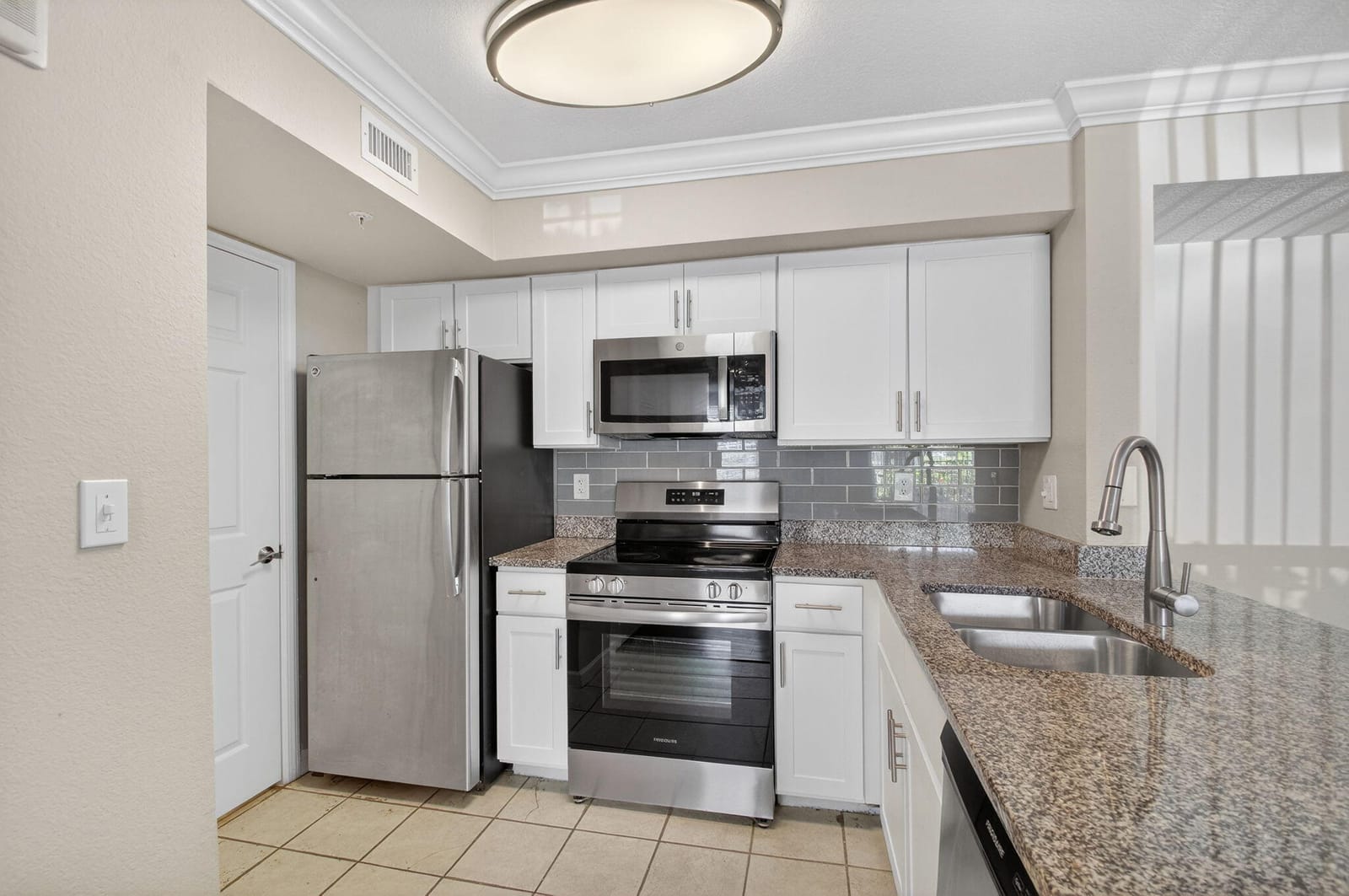 15035 Michelangelo Boulevard 105 — photo 12