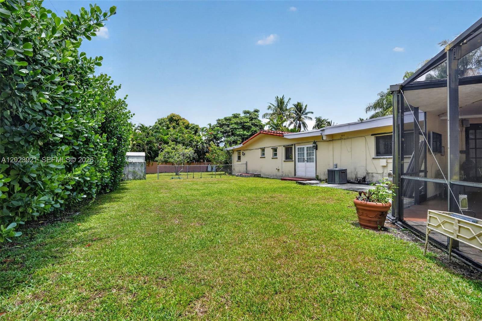8461 SW 68th St Road, Miami, FL 33143 photo 16