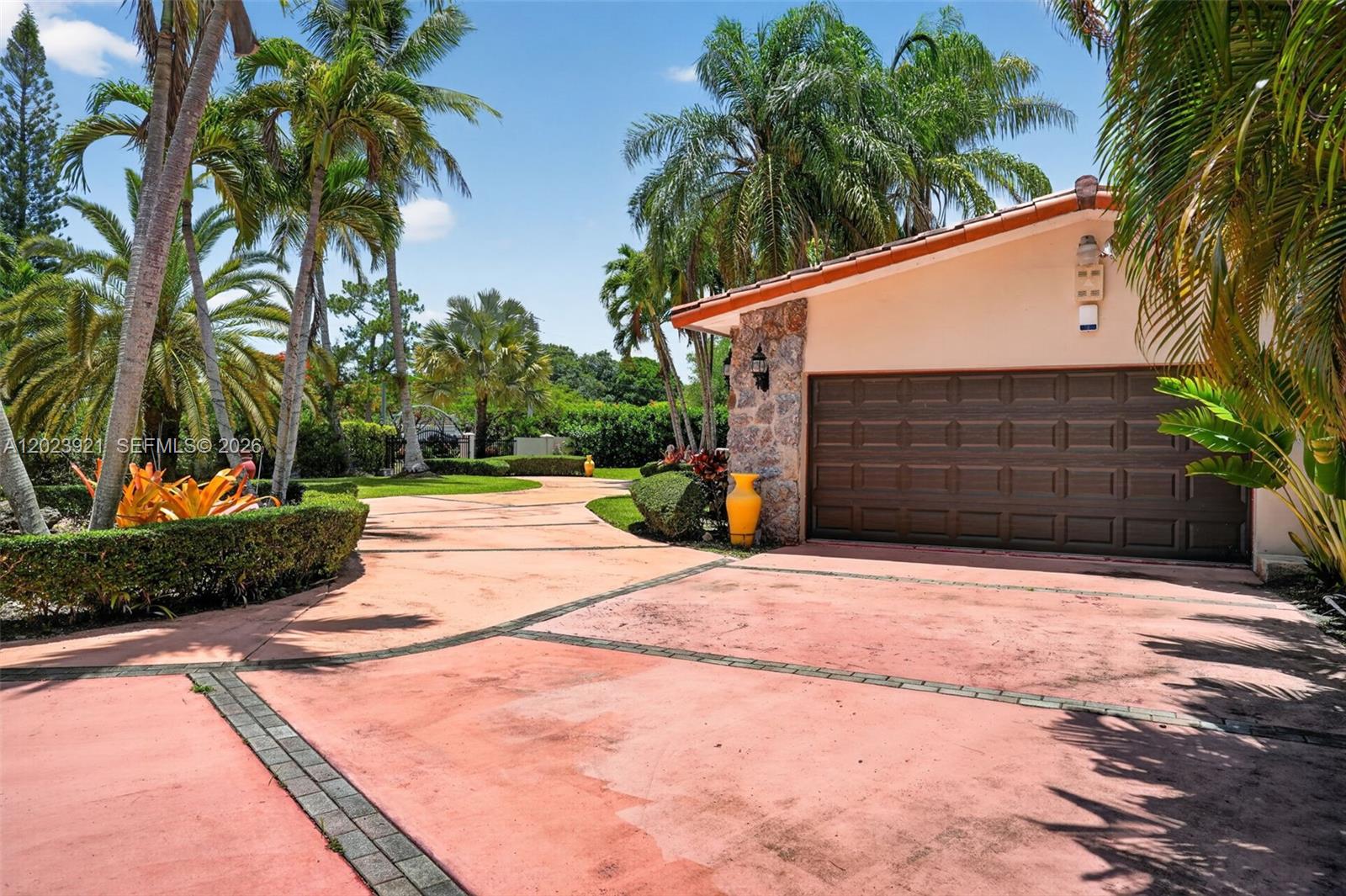 8461 SW 68th St Road — photo 4