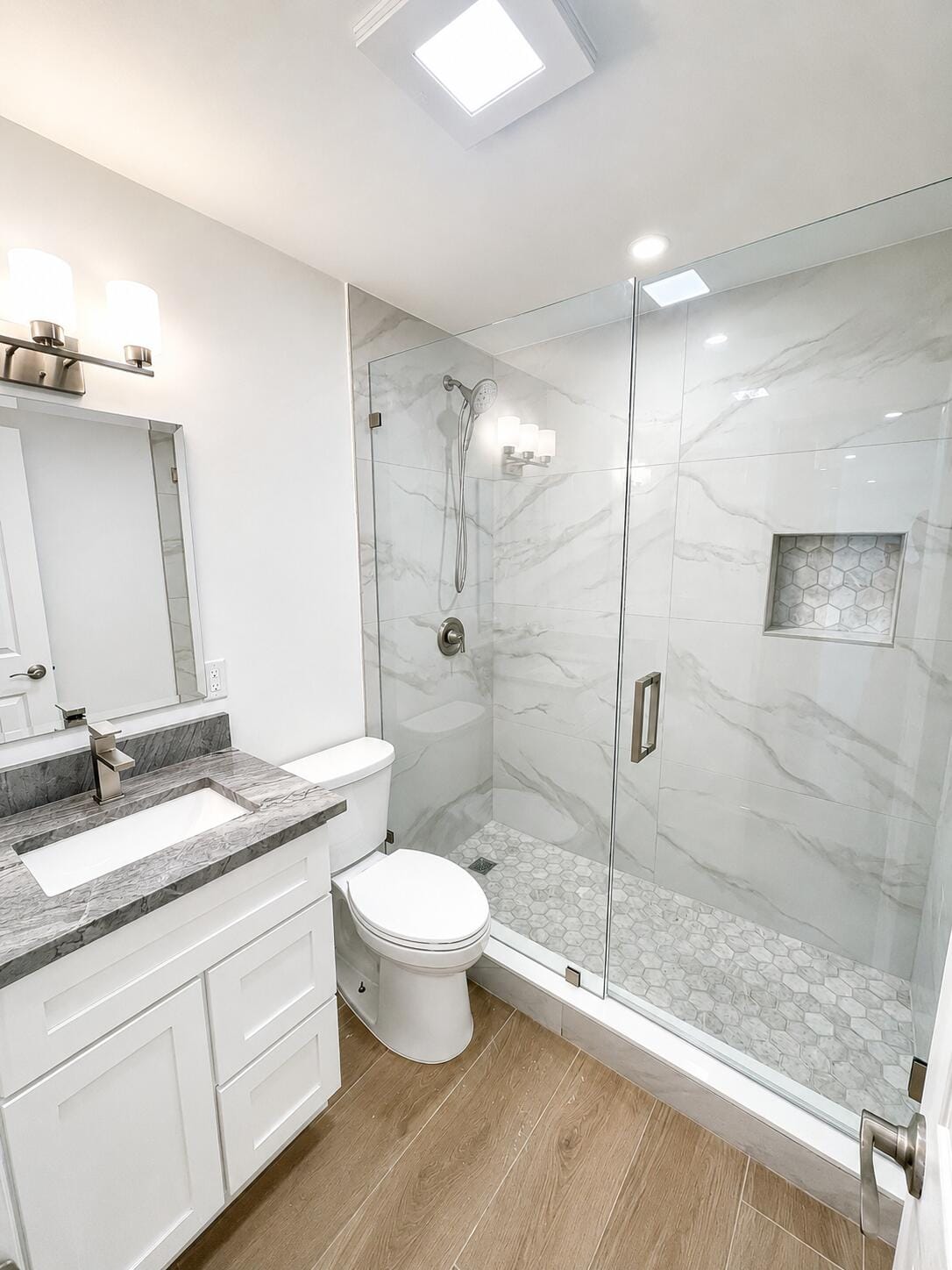 2104 Dock Street 1 — photo 6
