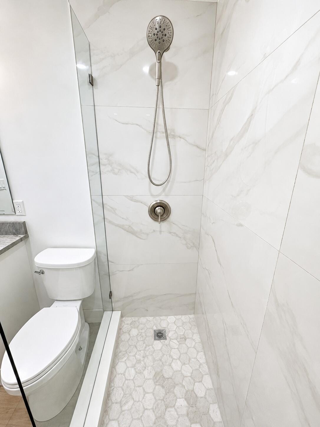 2104 Dock Street 1 — photo 7