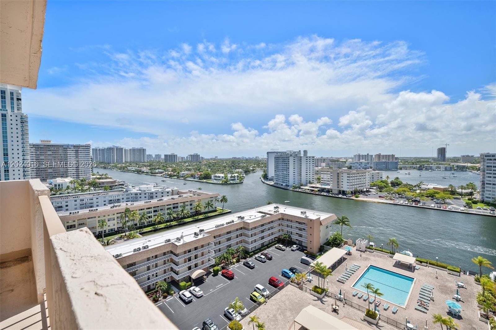 1865 S Ocean Drive 15L, Hallandale Beach, FL 33009 photo 2