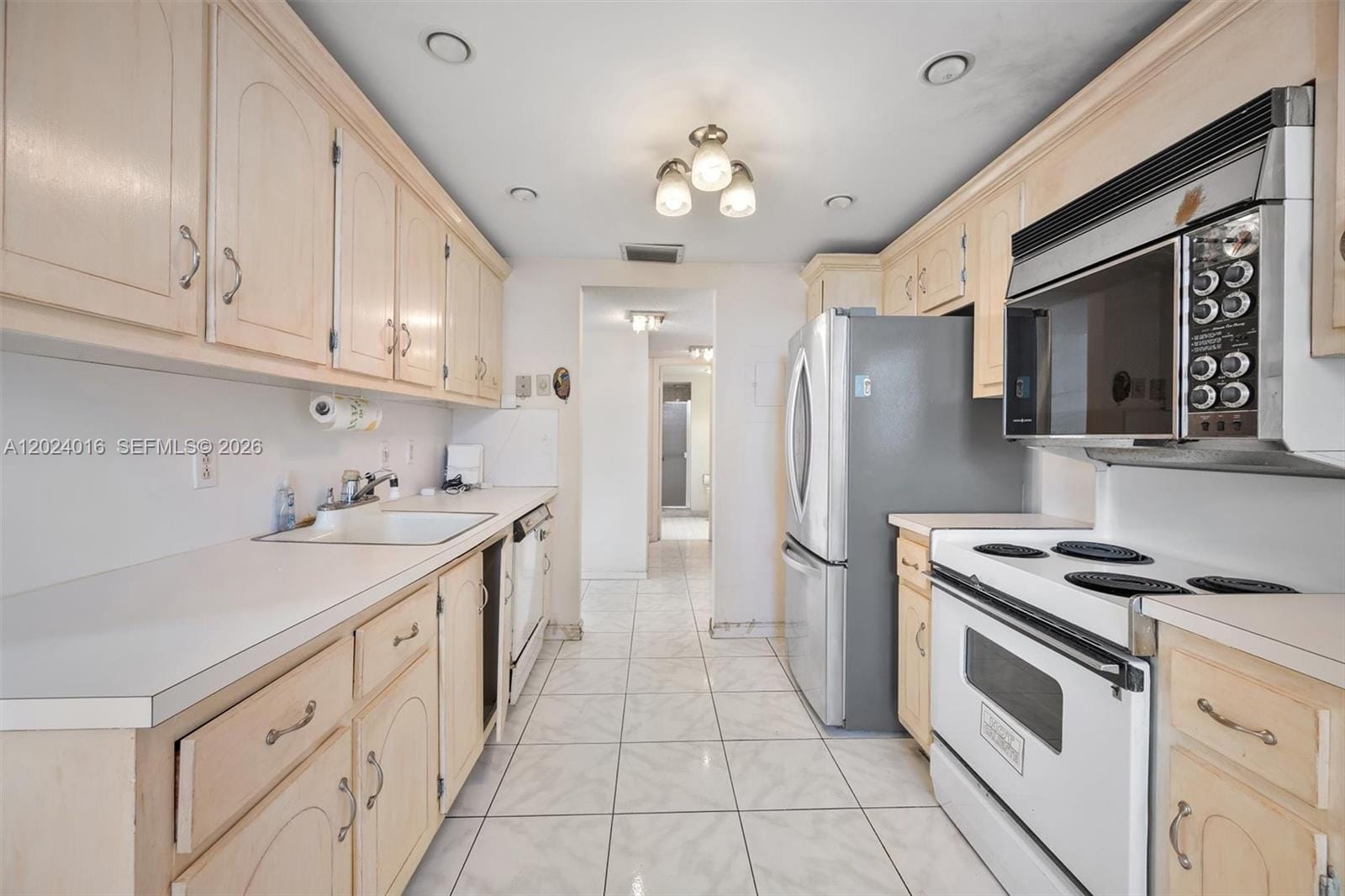 1865 S Ocean Drive 15L, Hallandale Beach, FL 33009 photo 8