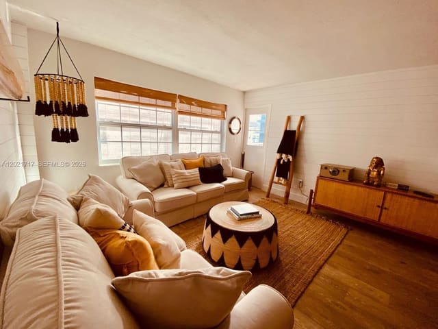 325 Ocean Drive 408, Miami Beach, FL 33139