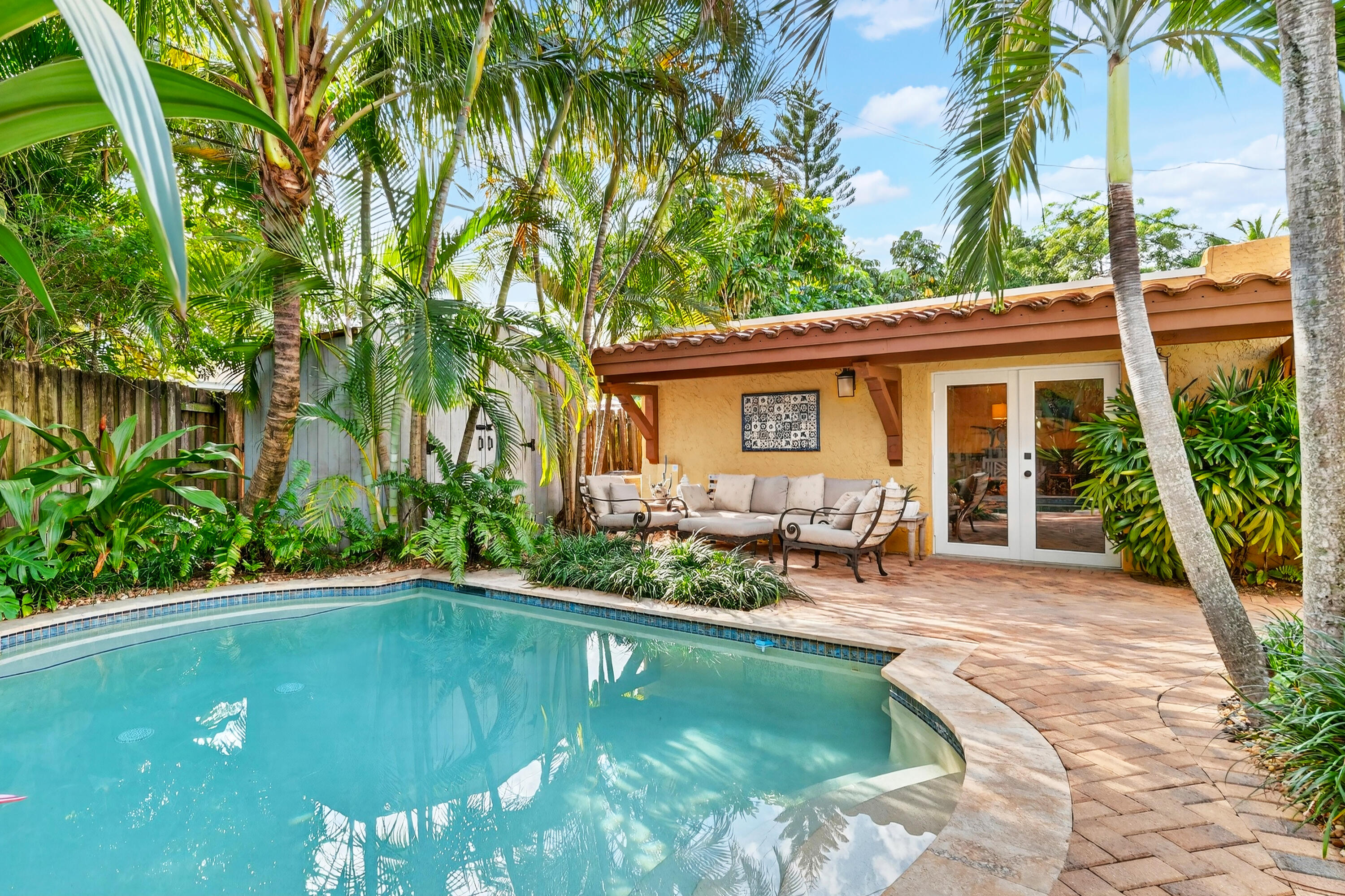 348 Plymouth Road — photo 5